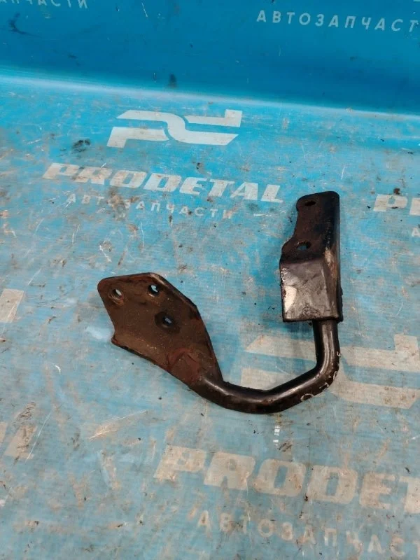 Кронштейн опоры двигателя Chevrolet Aveo T200