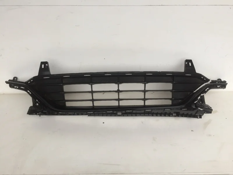 Решётка бампера Kia K5 2019-2024 86531L2300 3, передняя