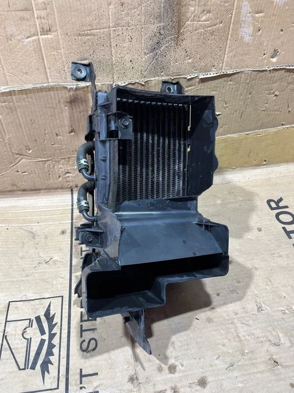 Радиатор АКПП Toyota Land Cruiser 2015 3292060191 URJ200 1VD-FTV 4.5