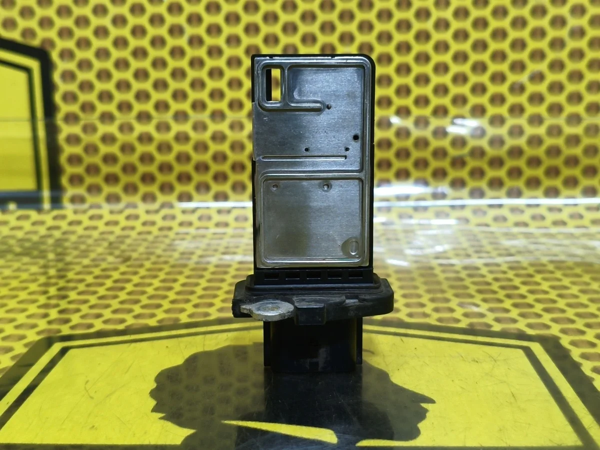 ДМРВ Nissan Juke 2011 226807S00B F15 HR16DE