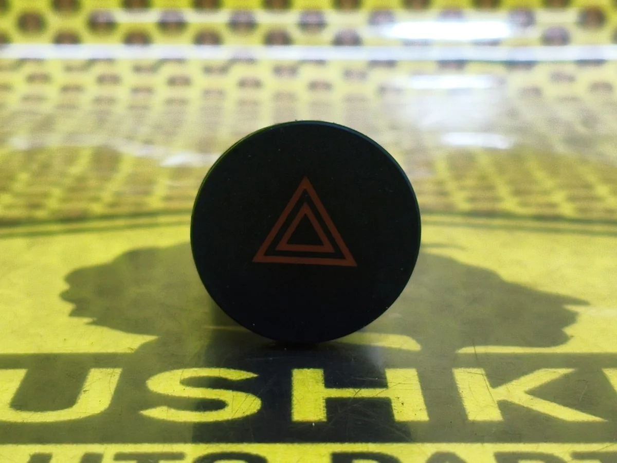 Кнопка аварийной сигнализации Nissan Pathfinder 2011 25290EA000 R51 V9X