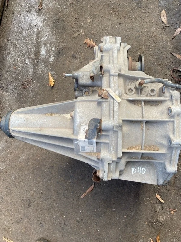 Раздаточная коробка Nissan Navara (D40) 2004-2015 2012 33100EA30A 2.5 D YD25DDTI