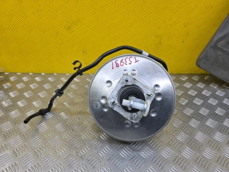 Вакуумный усилитель тормозов Land Rover Discovery V (2016-Н.в.) 2018 LR116564 3.0 D 30DDTX