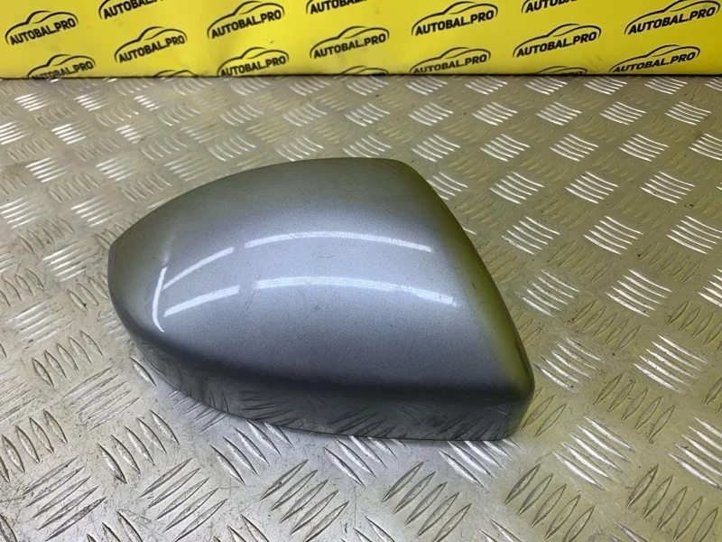 Накладка на зеркало правое Land Rover Range Rover Evoque I (2011-2018) 2014 LR048353 2.2 D 224DT