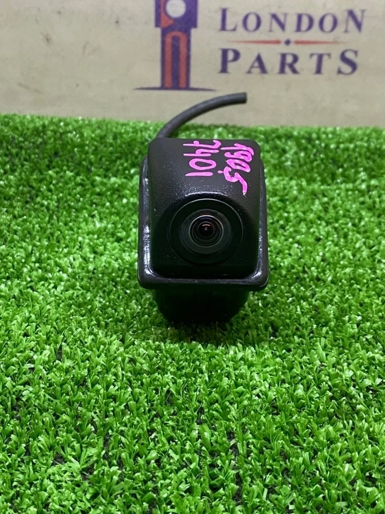 Камера заднего вида BMW F01