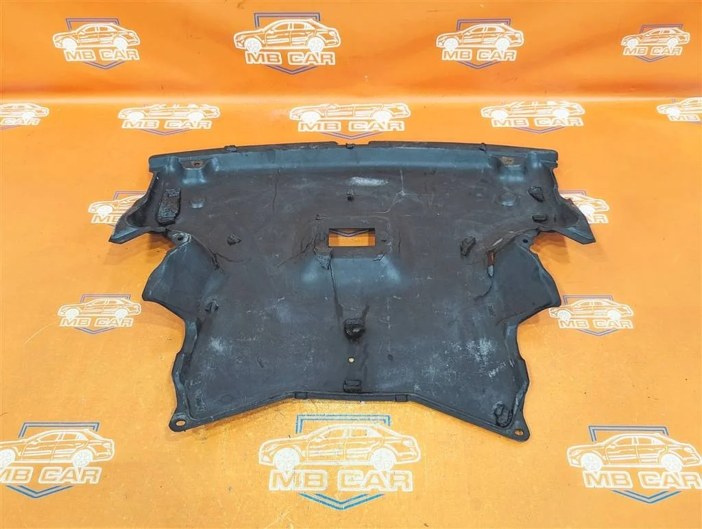 Защита двигателя Mercedes-Benz