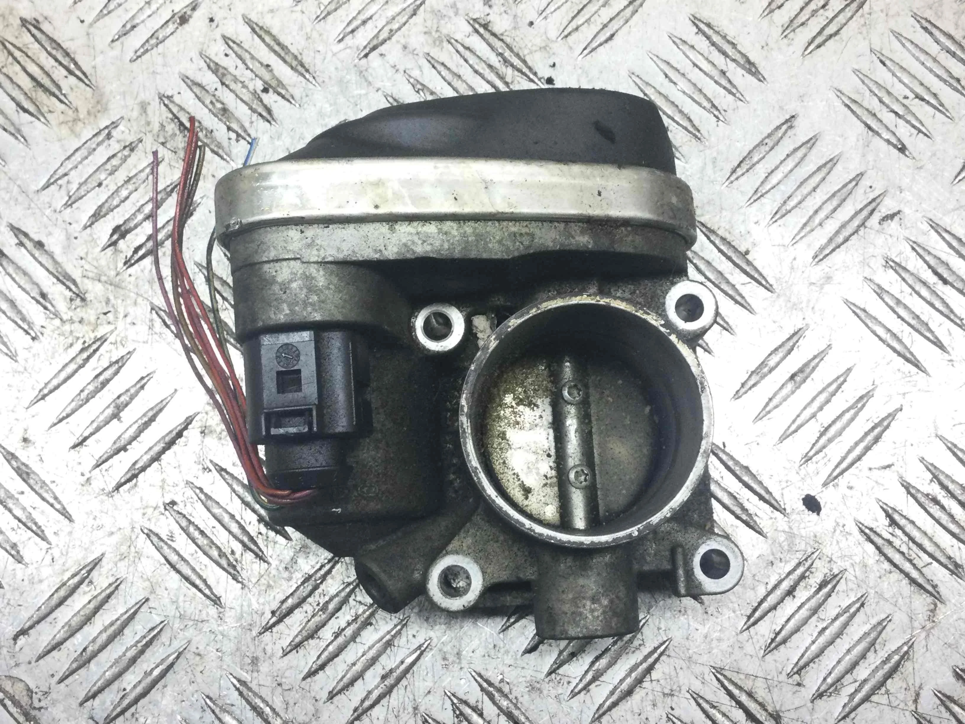 Заслонка дроссельная Skoda Fabia 1 поколение [рестайлинг] (2004-2007) бензин 1.4 i Механика Универсал