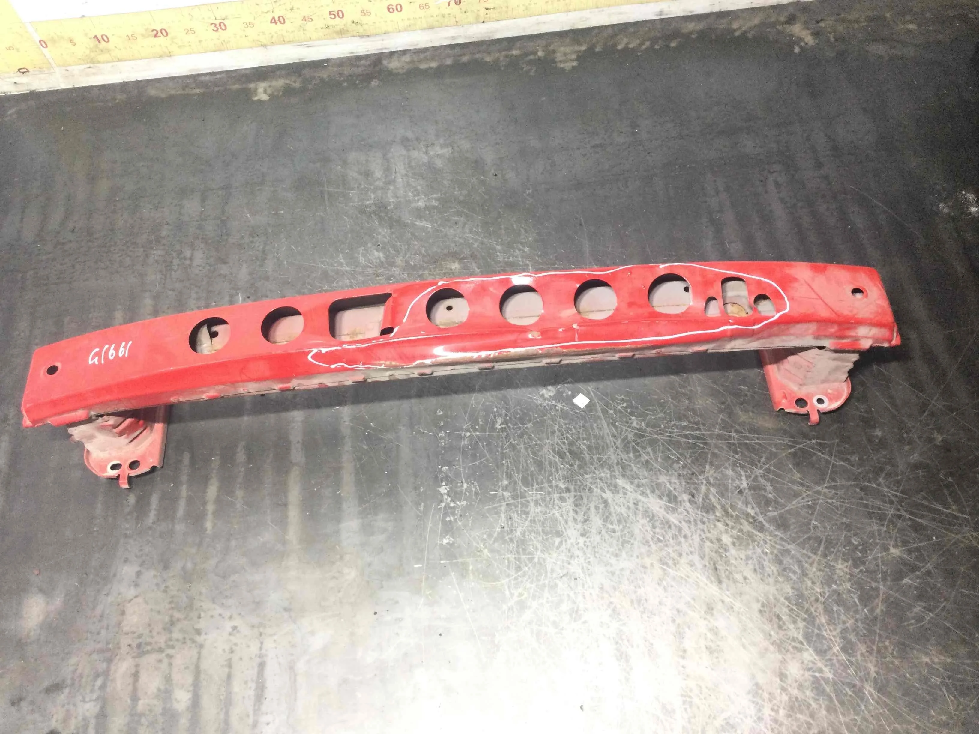 Усилитель бампера переднего Toyota Aygo 1 поколение [рестайлинг] (2008-2012) бензин 1.0 i Механика Х/б