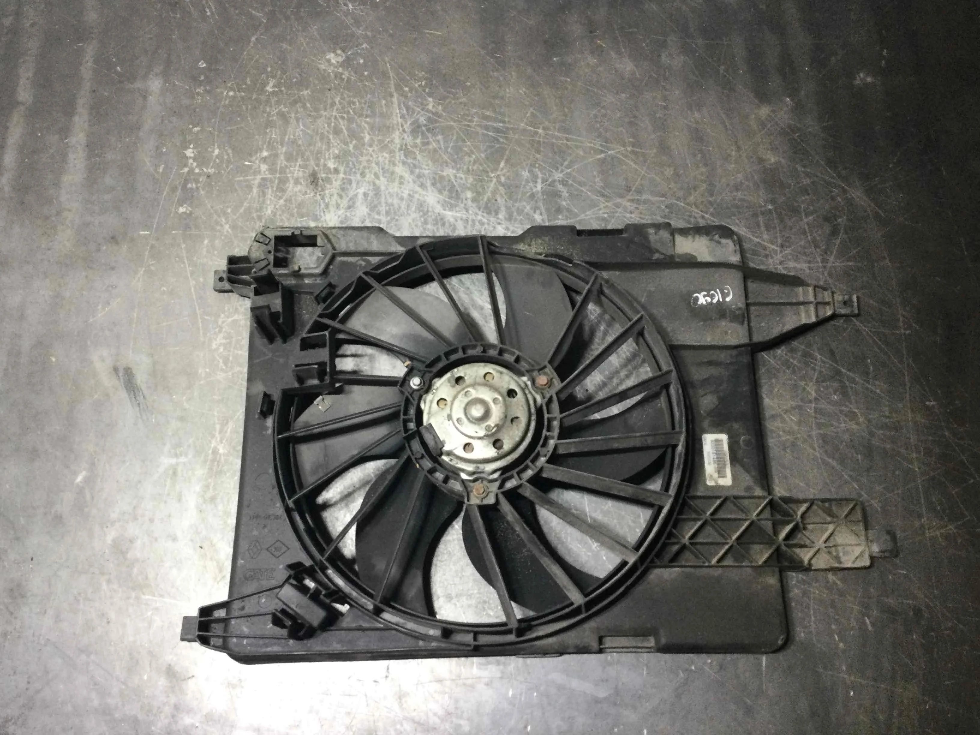 Вентилятор радиатора Renault Scenic 1 поколение [рестайлинг] (1999-2003) бензин 2.0 i Автомат Минивэн