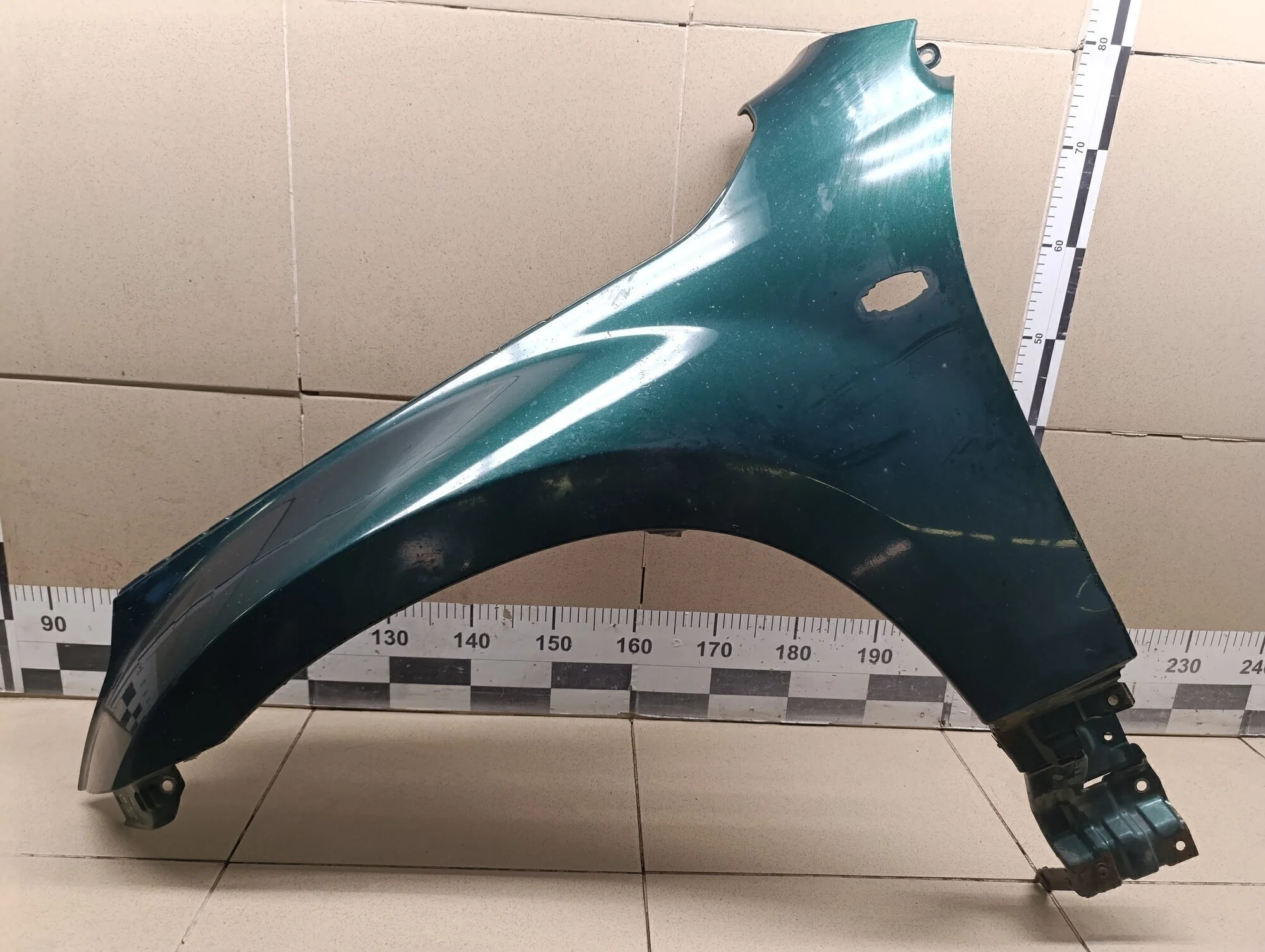 Крыло переднее левое Grand Vitara 2006-2015