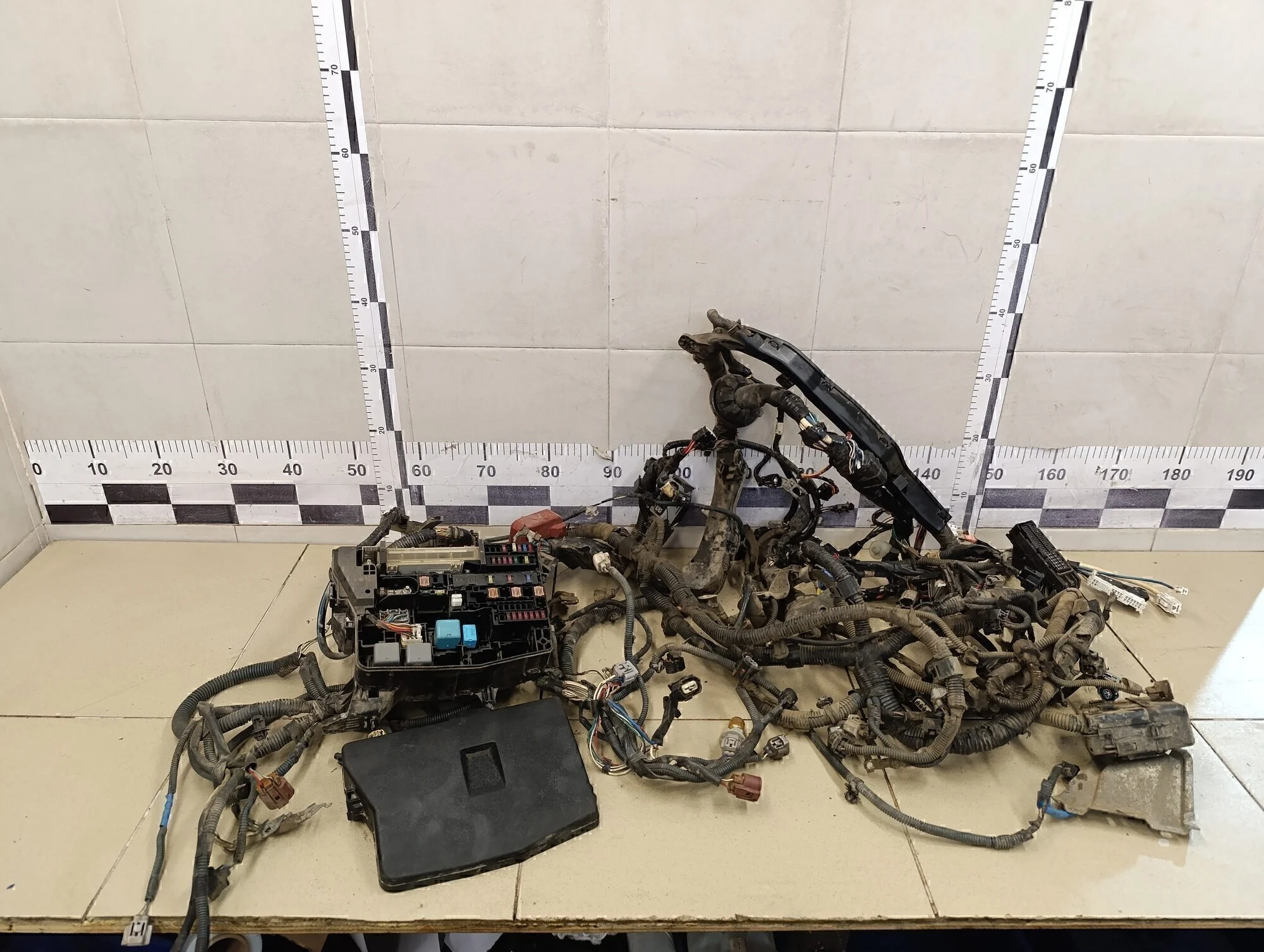 Проводка (коса) Corolla E15 2006-2013