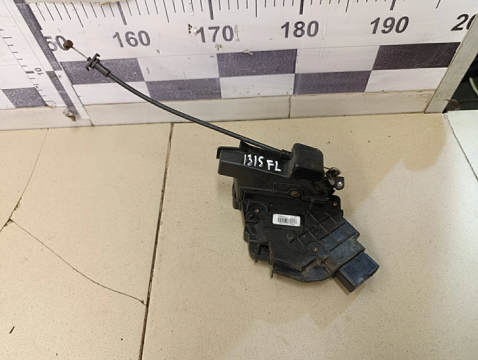 Замок двери передней левой Focus II 2005-2008