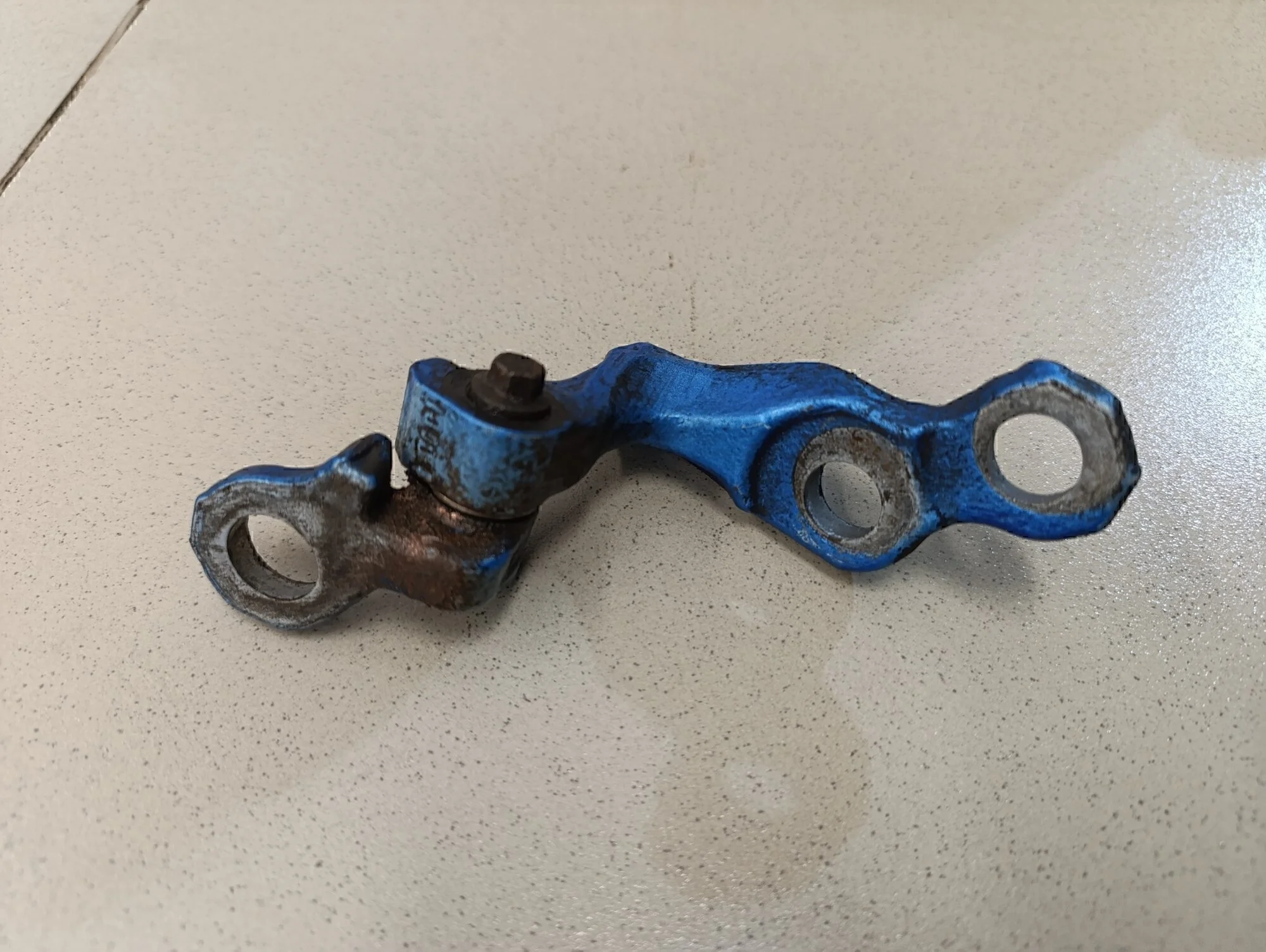 Петля двери передней левой верхняя Focus II 2005-2008