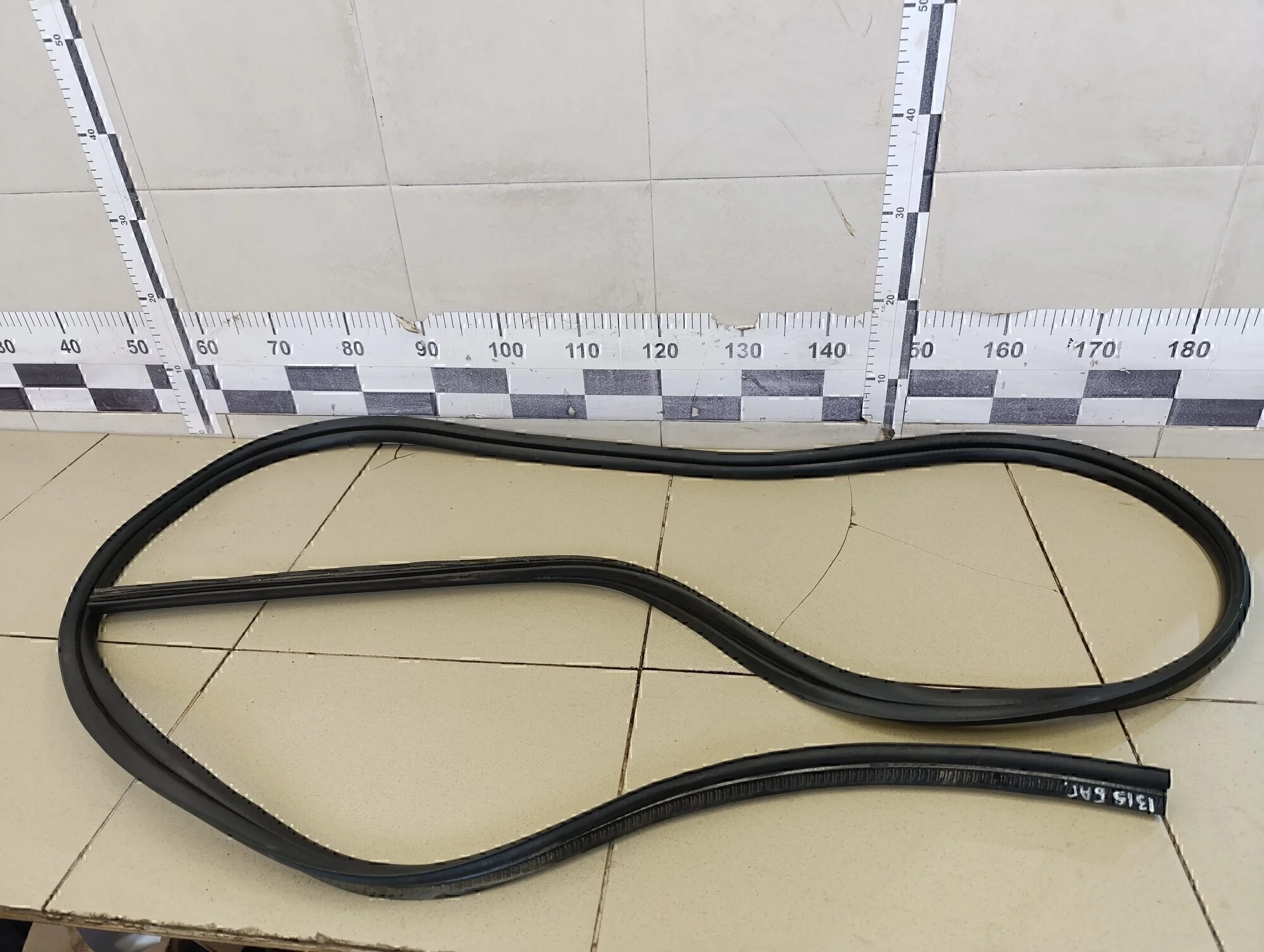 Уплотнитель багажника Focus II 2005-2008