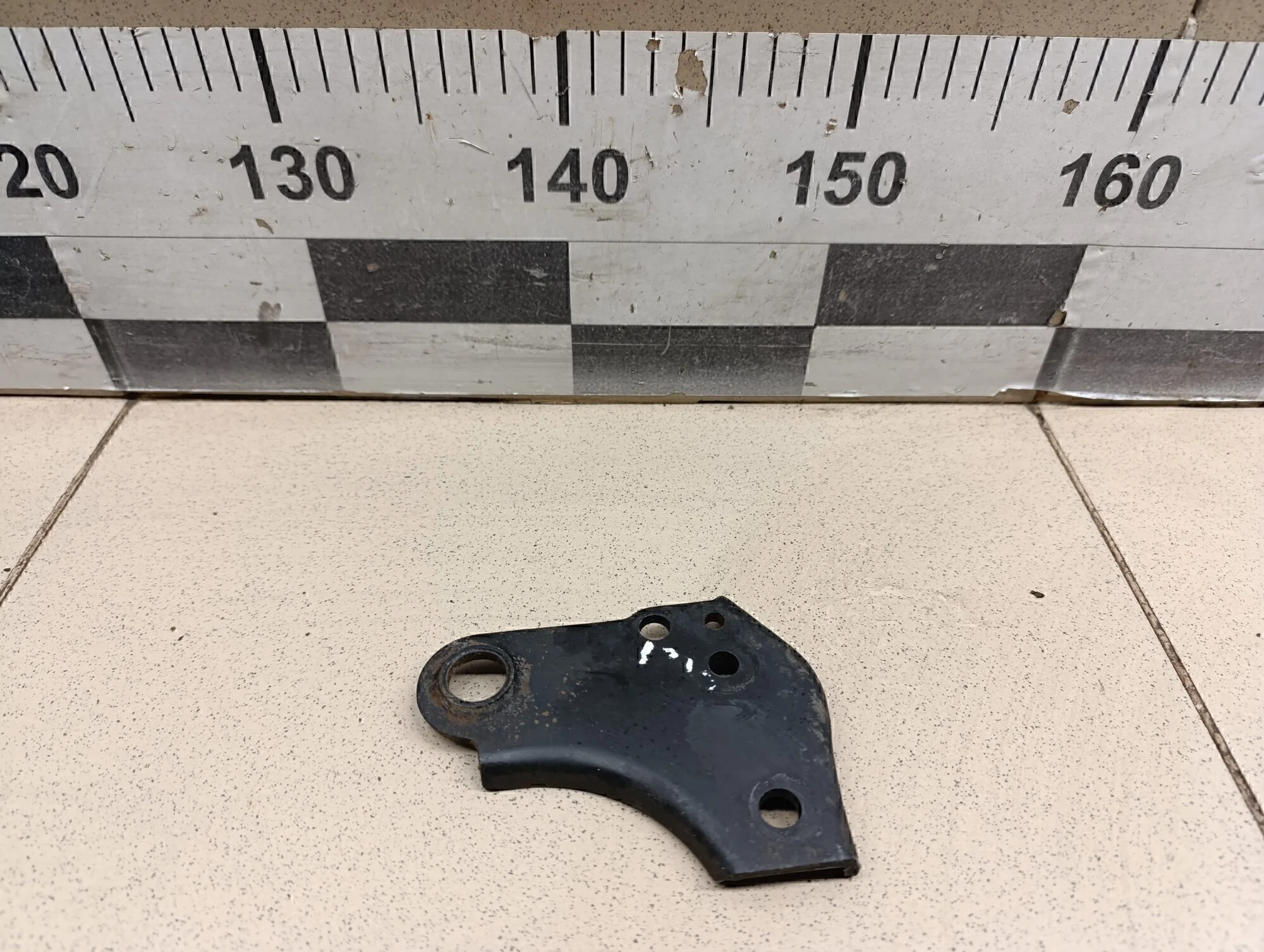 Кронштейн генератора Solaris 2010-2017