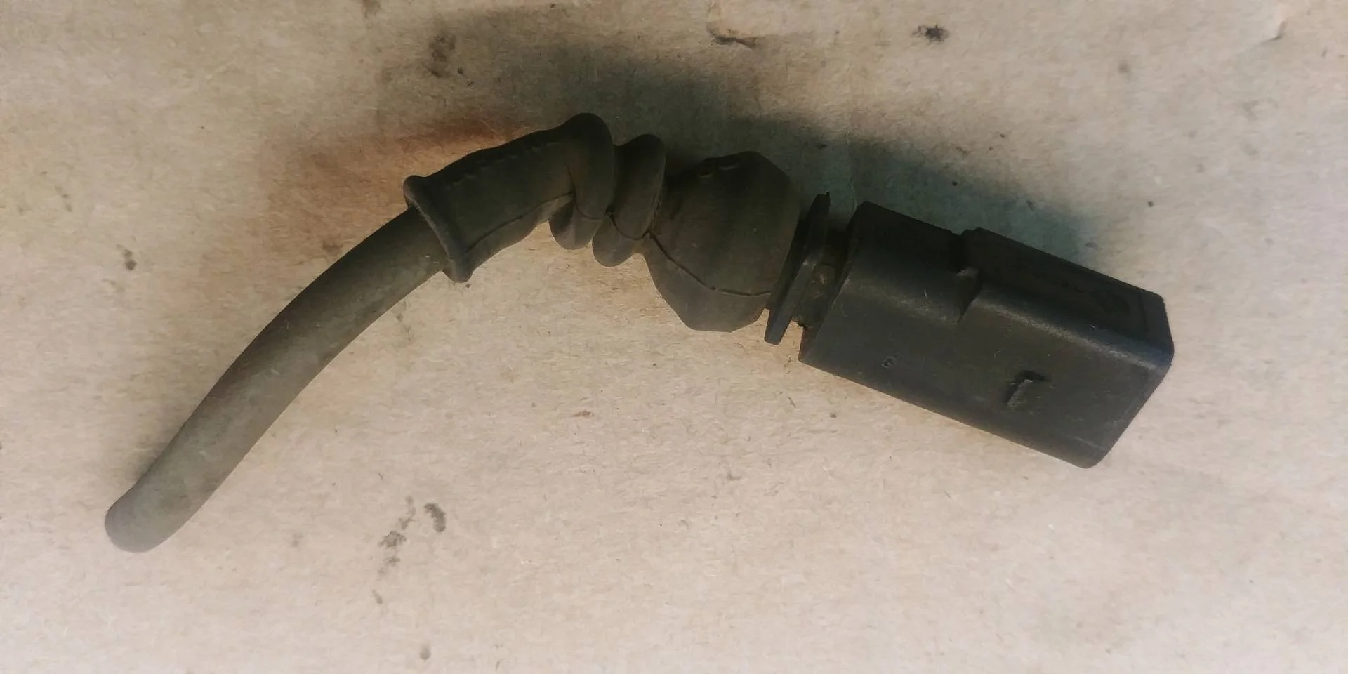 разъем (фишка) проводки Volkswagen Touareg 2