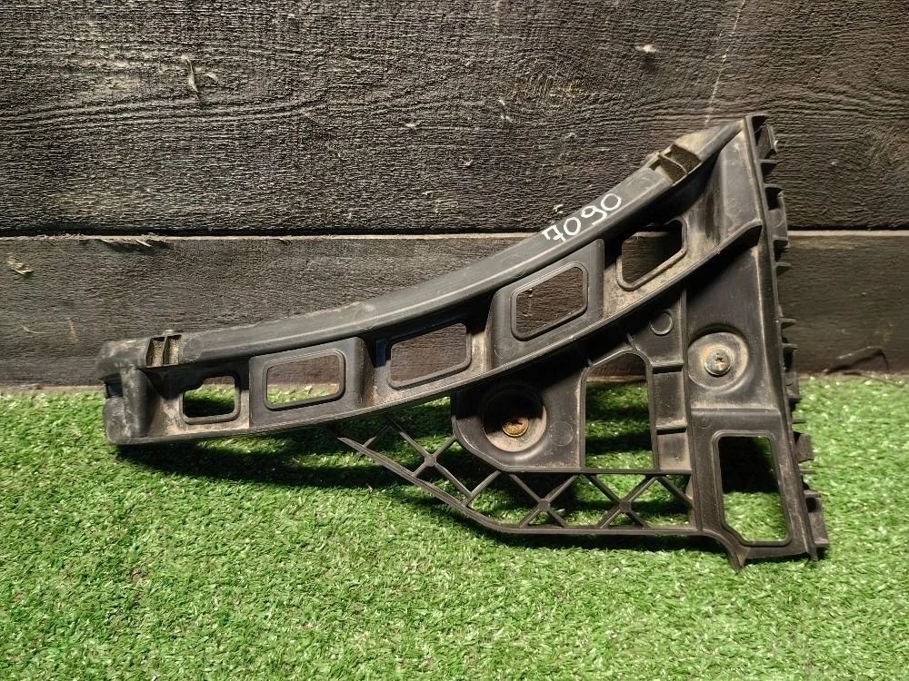 Кронштейн заднего бампера левый Volkswagen Polo V