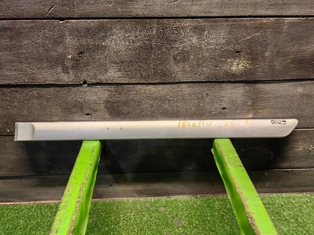 Молдинг задней левой двери Chevrolet Lacetti