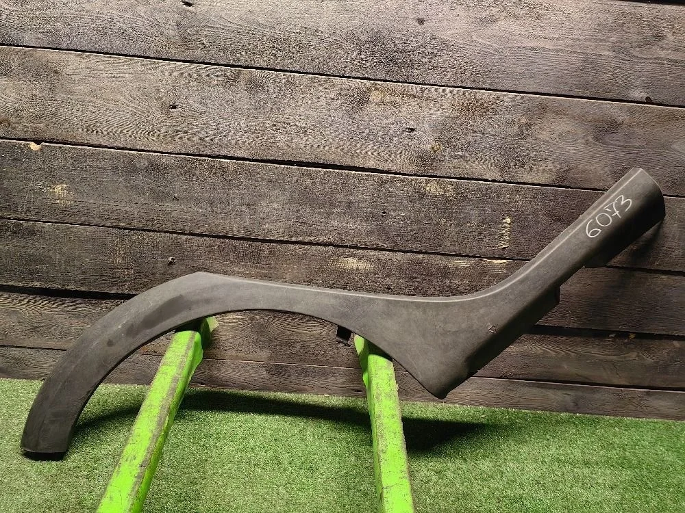 Молдинг заднего крыла правого Sandero Stepway II