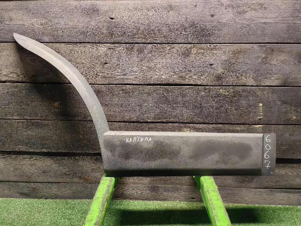 Накладка двери задней правой Chevrolet Captiva