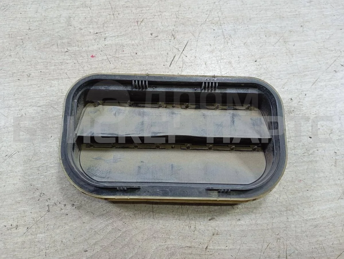 Клапан заднего крыла Форд ЭкоСпорт 1