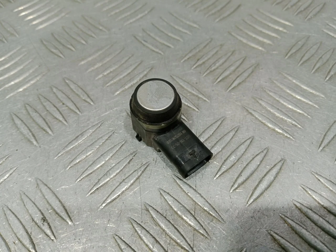 [Б/У] Датчик парковки VAG [Код: 00668574 ]