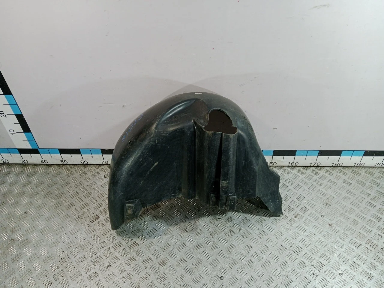 [Б/У] Подкрылок задний правый Skoda Fabia [Код: 00611107 ]