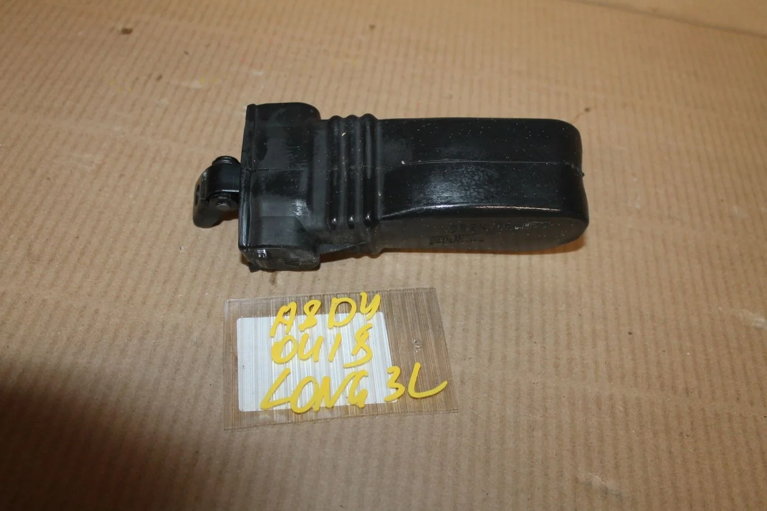 Ограничитель двери задней для Audi A8 S8 D4 2010-2017