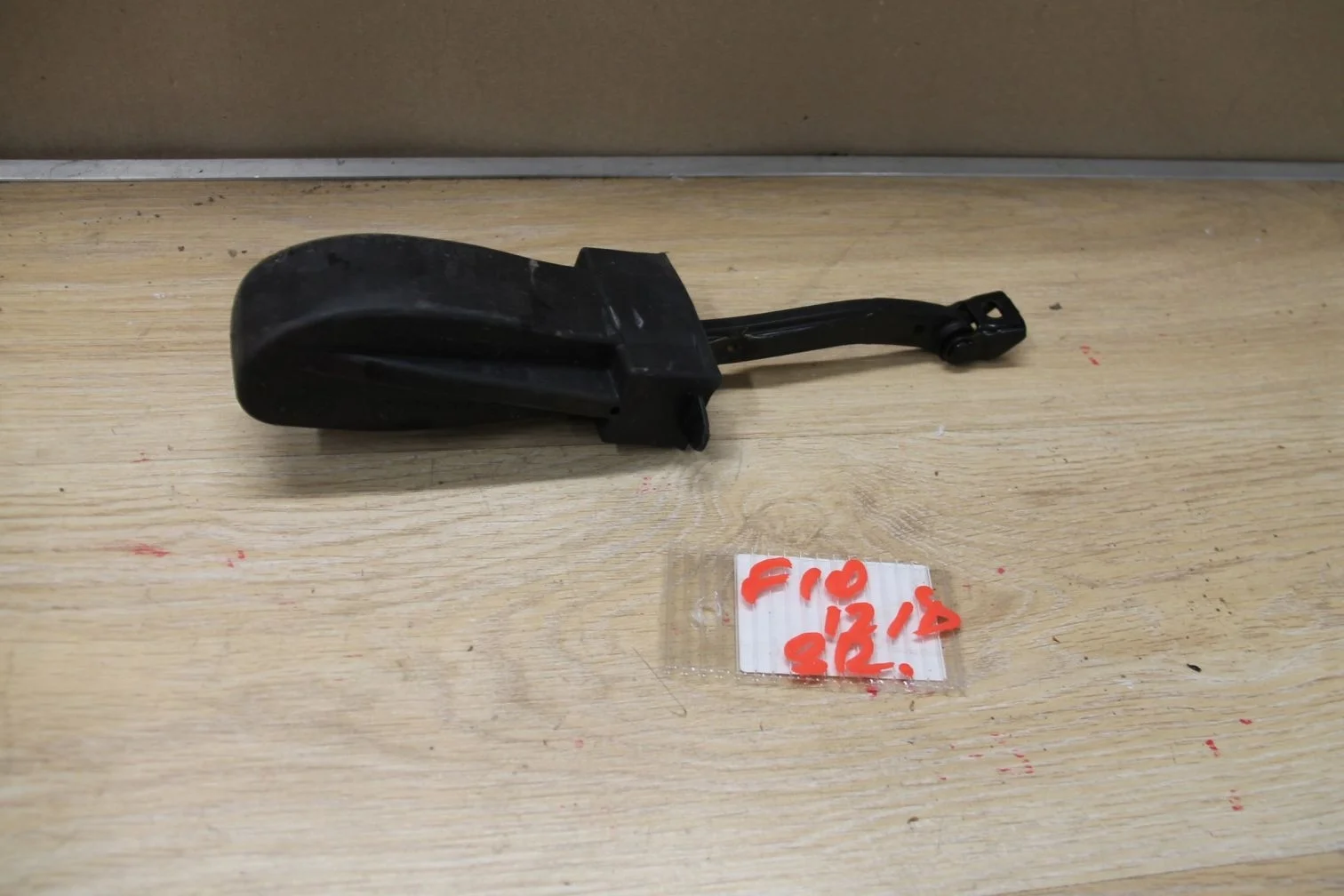 Ограничитель двери задней правой для BMW 5 F10 2009-2017