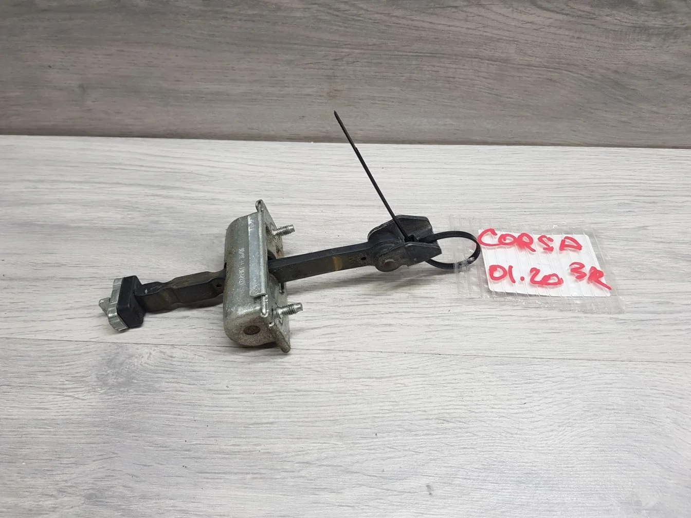 Ограничитель двери задней для Opel Corsa D 2006-2015