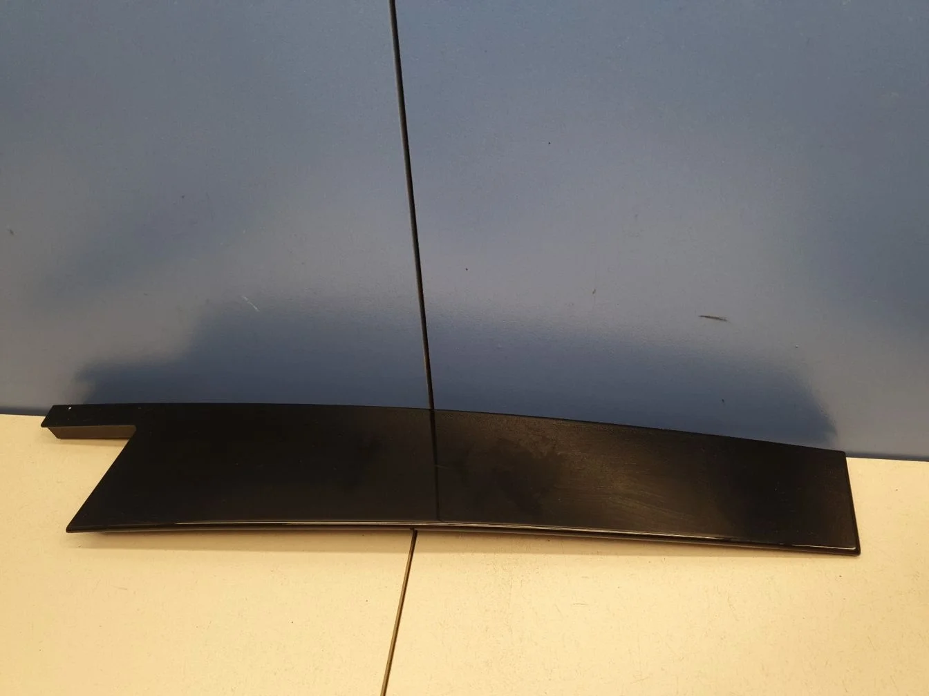 Накладка рамки двери передней левой для Mercedes GLC-klasse X253 2015-