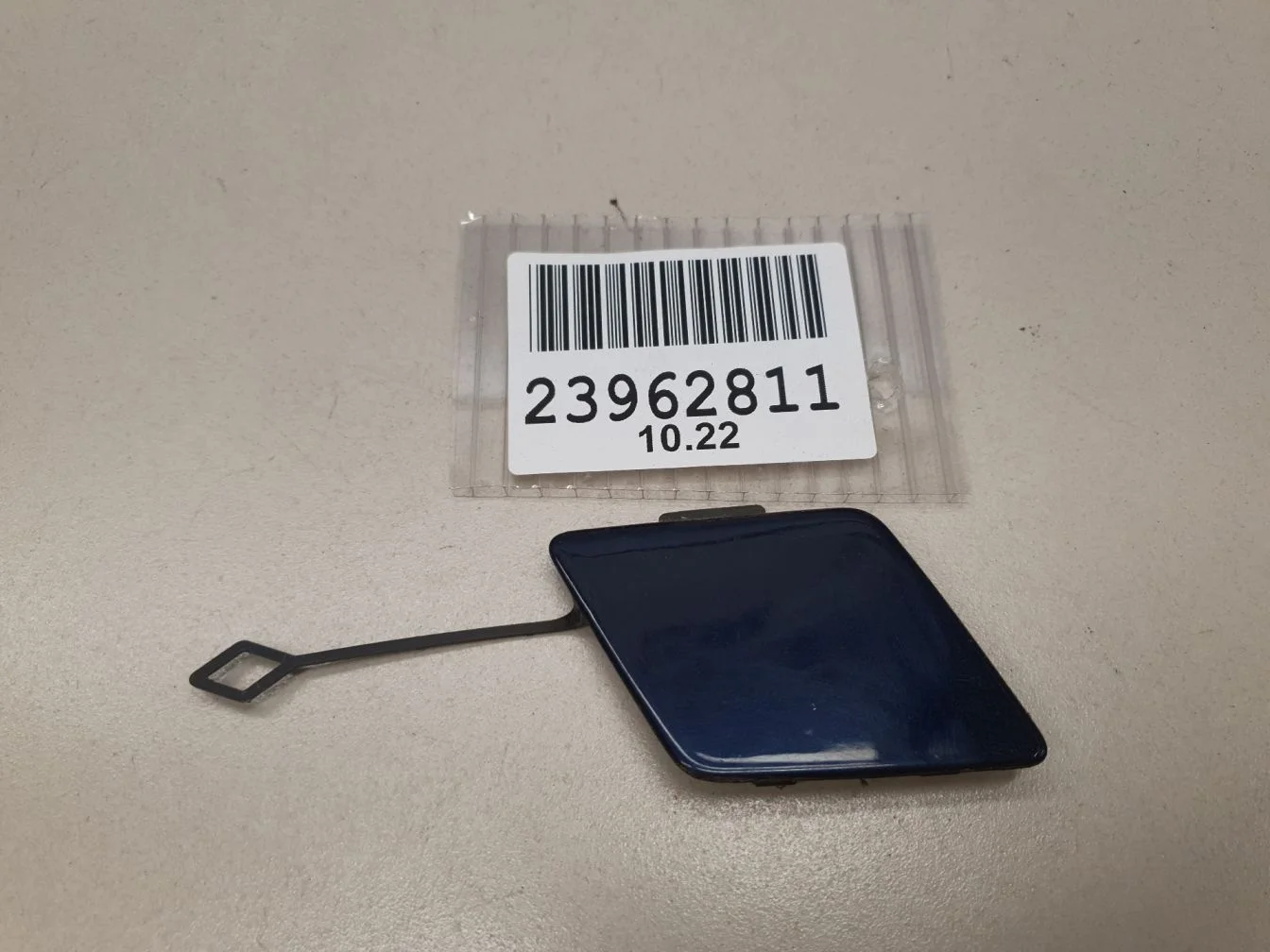 Заглушка переднего бампера буксировочного крюка для BMW 5 F10 2009-2017