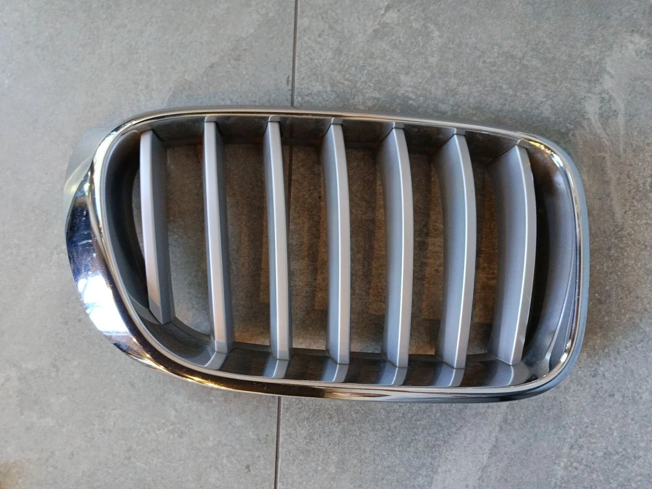 Решетка радиатора правая для BMW X3 F25 2010-2017