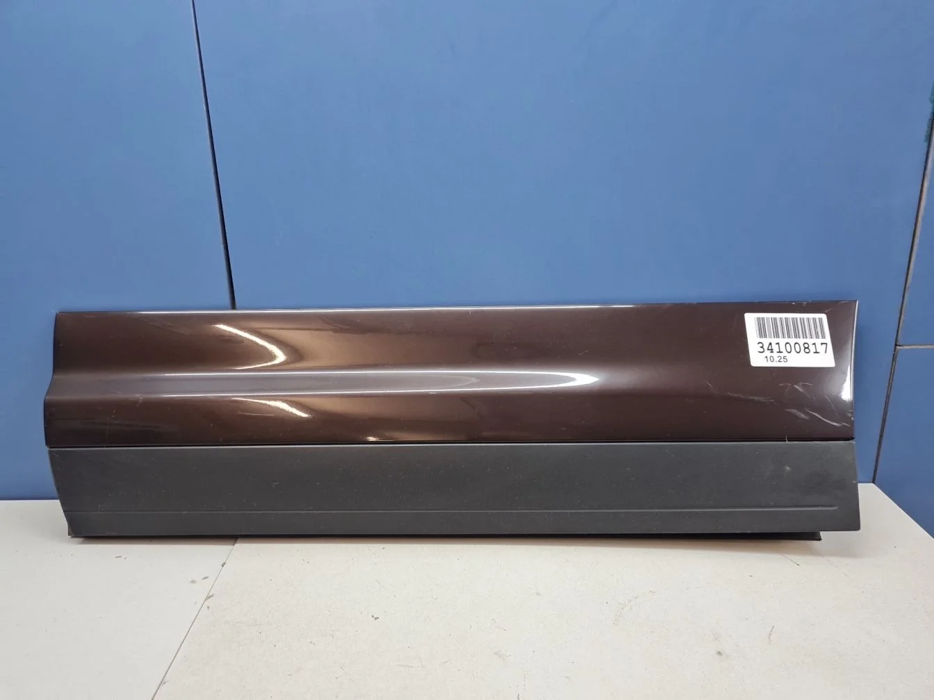 Молдинг двери левый задний для Porsche Cayenne 958 2010-2018