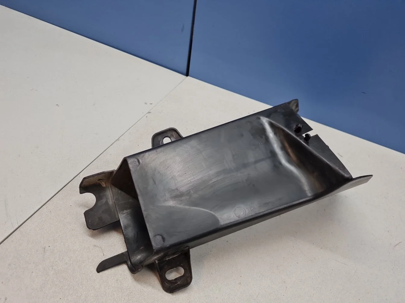 Воздуховод обдува тормозного диска левый для BMW 5 F10 2009-2017