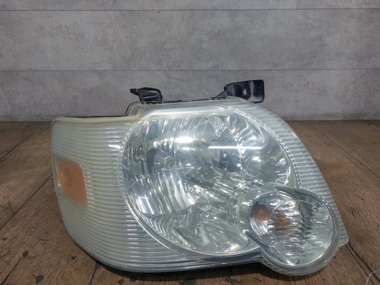 фара правая Ford Explorer 4  U251 U251