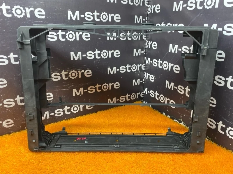 Рамка радиатора Bmw 5-Series 2013 17117804617 F10 N47D20C