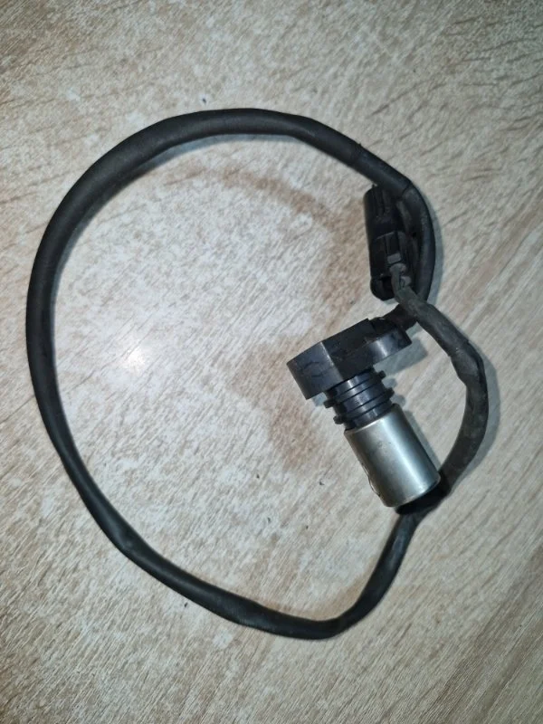 Датчик распредвала Volvo V70 2001 SW