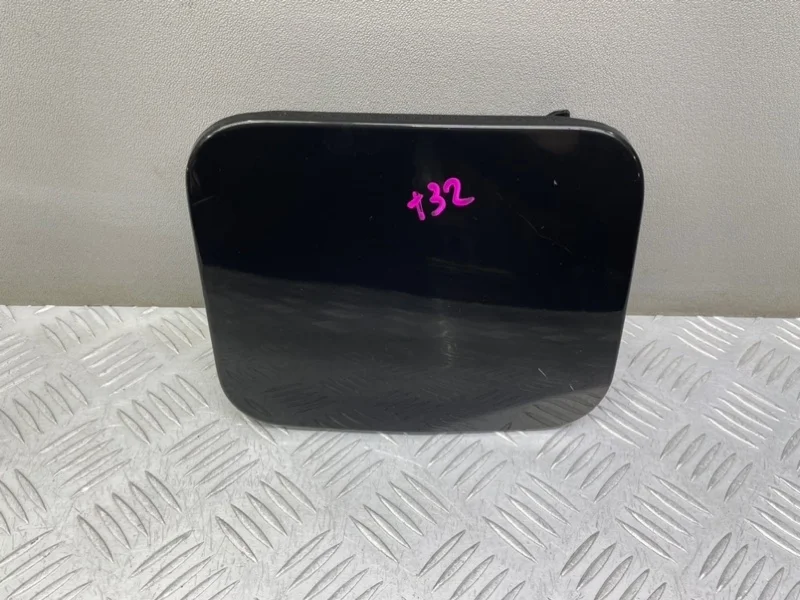 Лючок бензобака Nissan X-Trail T32