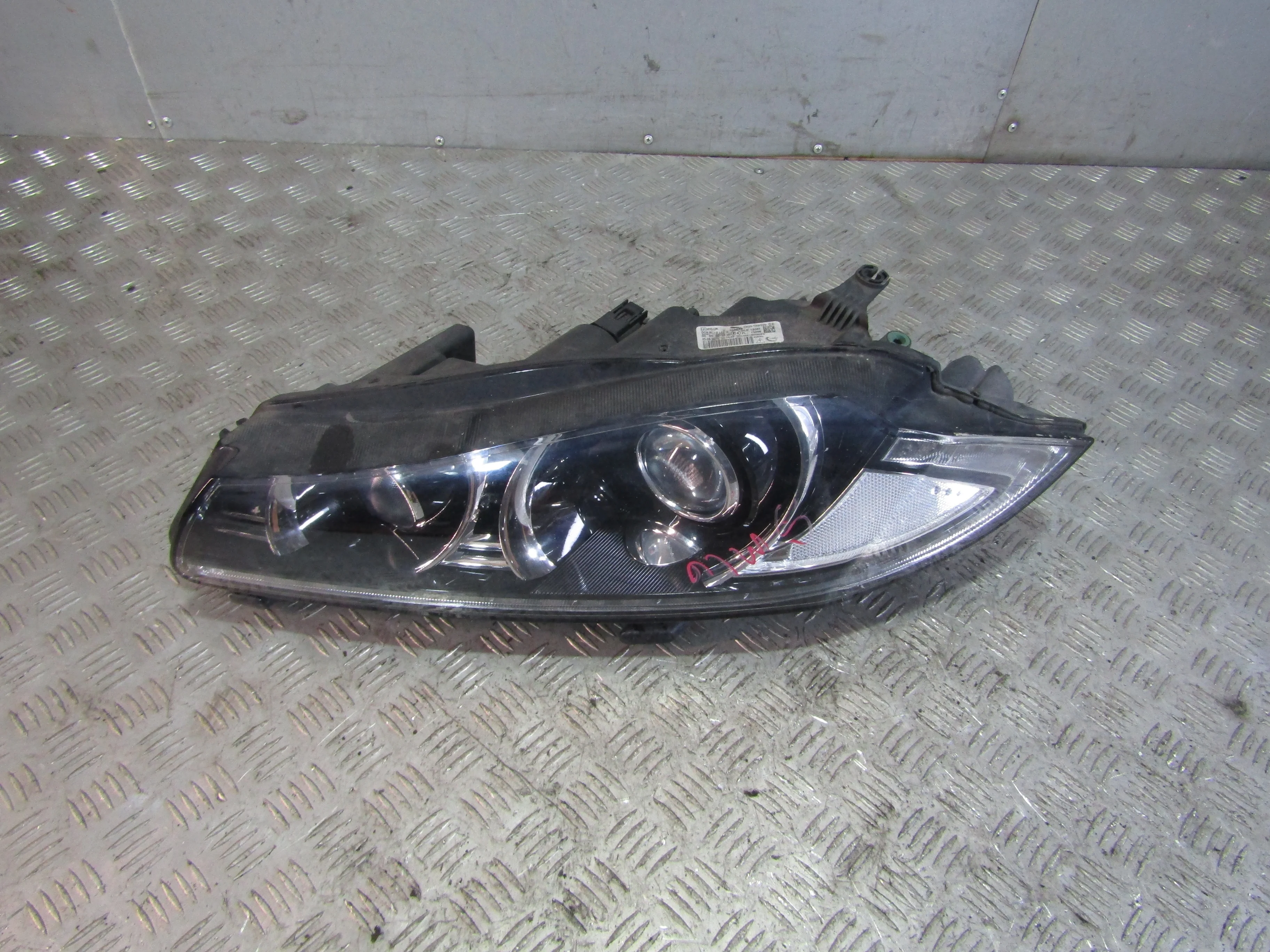 Фара левая JAGUAR XF I рестайлинг (2011—2015)