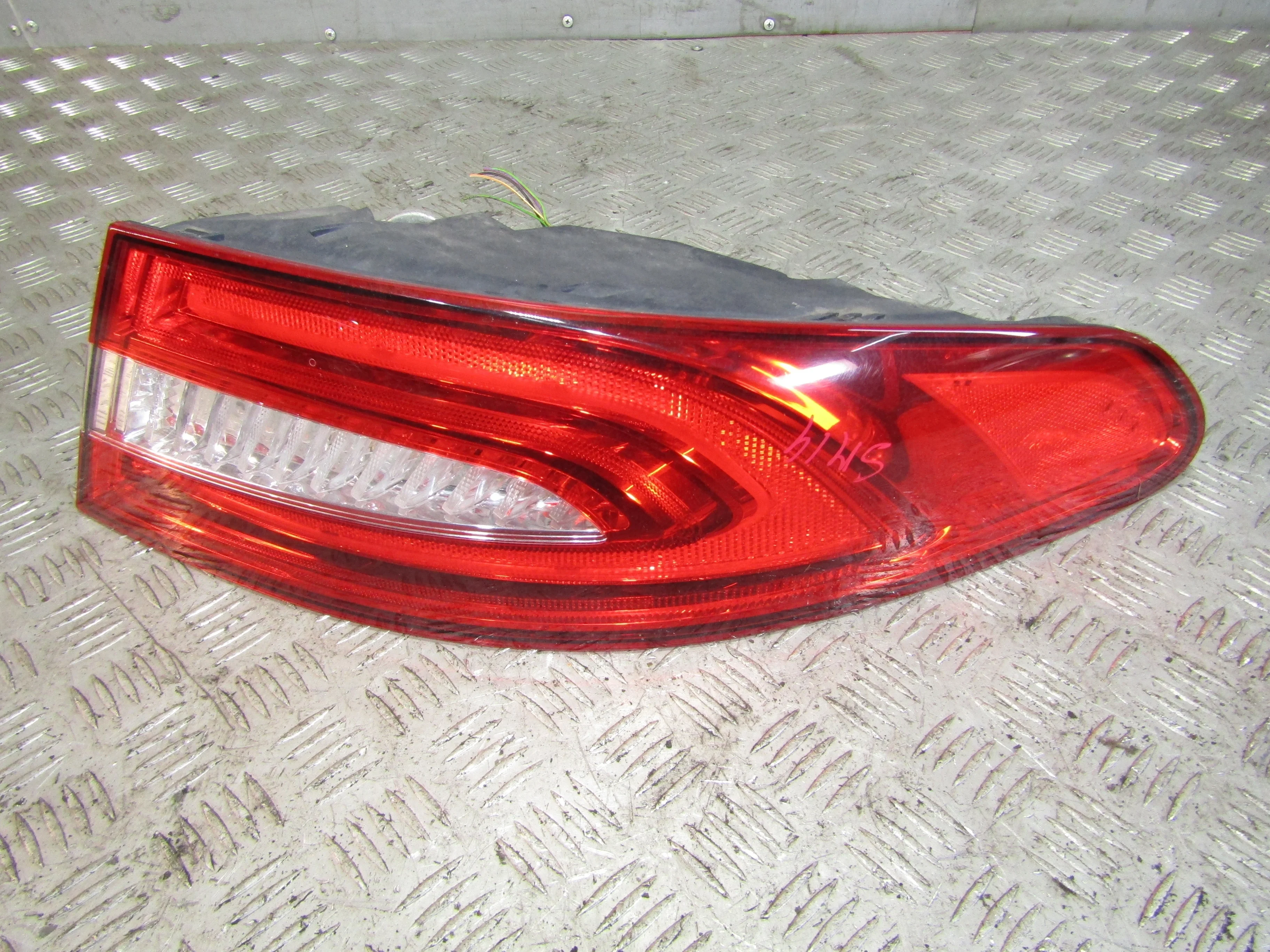 Фонарь внешний правый JAGUAR XF I рестайлинг (201