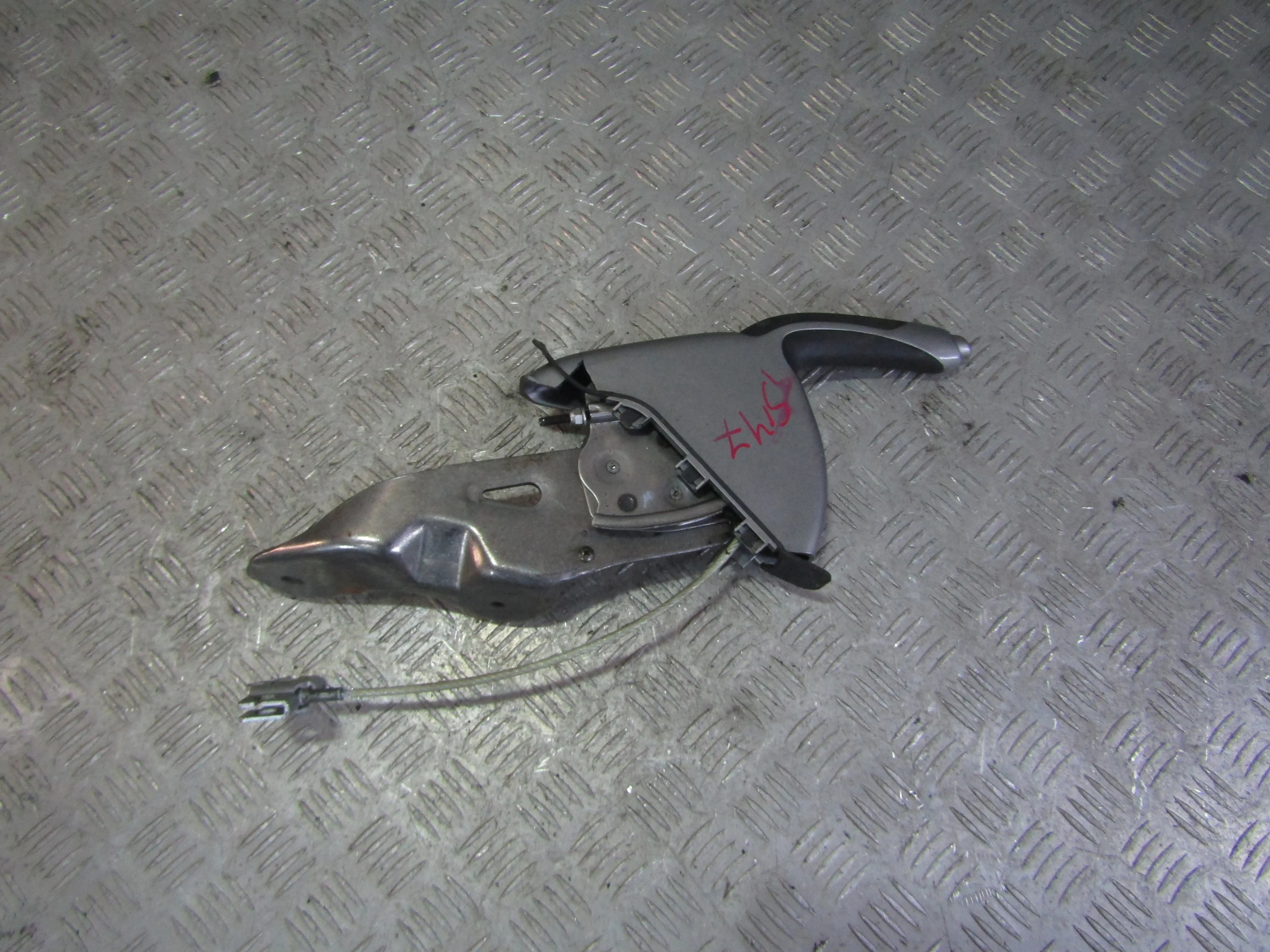 Рычаг стояночного тормоза HONDA Civic VIII (2005—