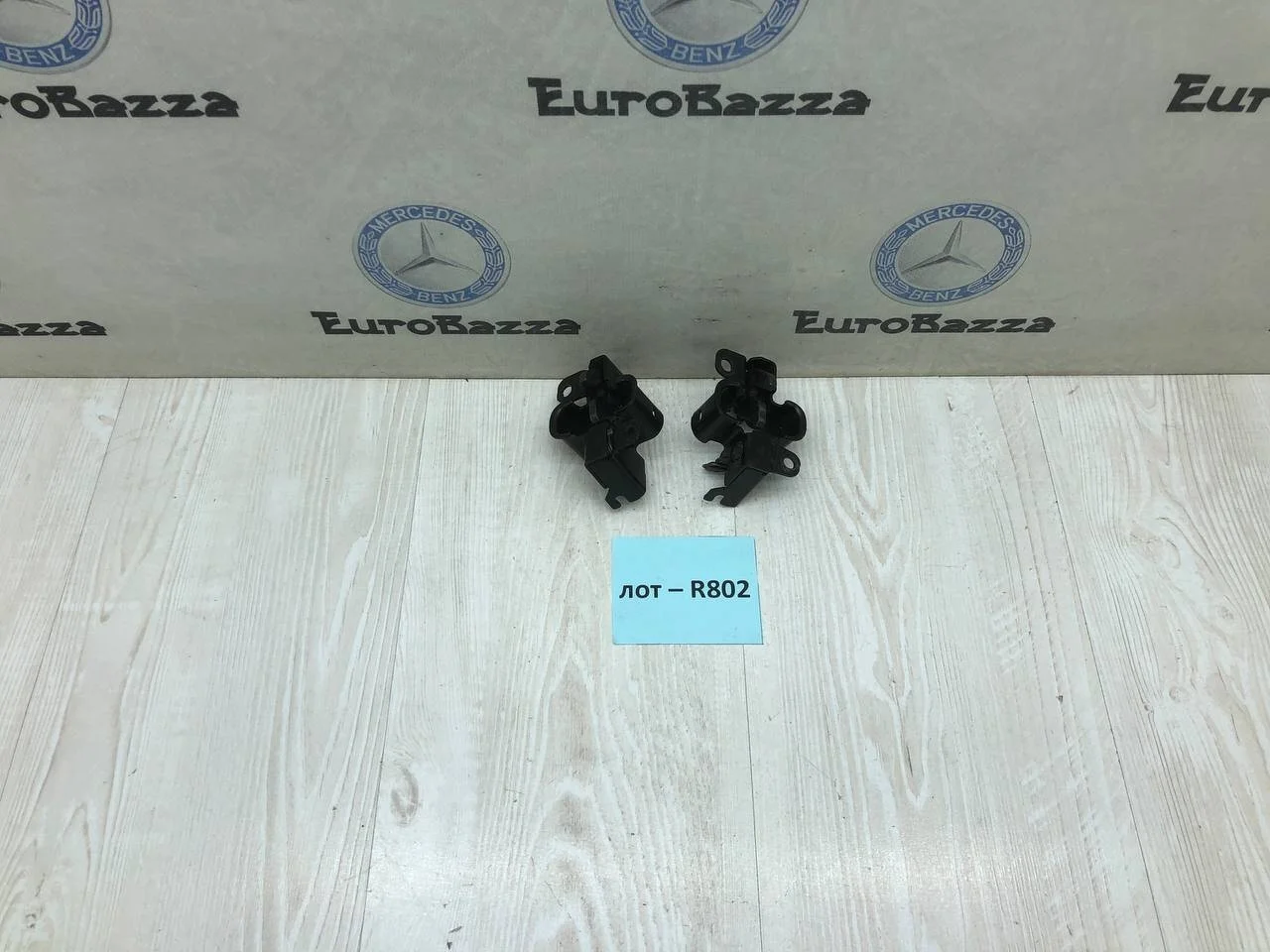 Замок капота Mercedes W203