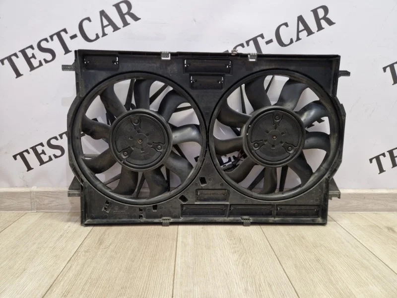 Вентиляторы охлаждения сборе диффузором VW Touareg 3 2019- CR7