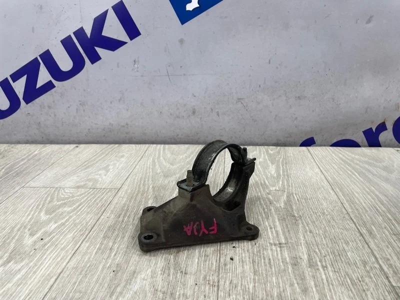 Кронштейн подвесного подшипника FORD FUSION 2007