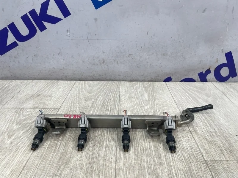 Топливная рампа Nissan X-Trail 2010 T31