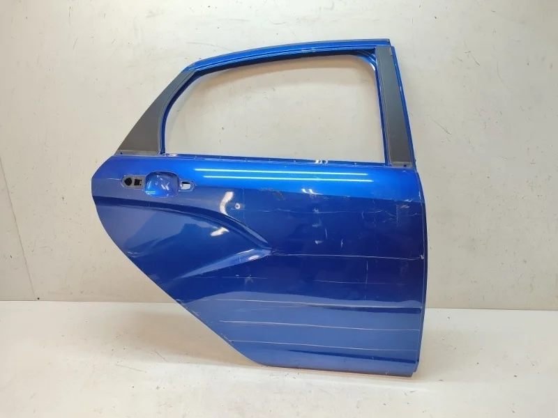 Дверь Lada Vesta 2015-2025 СЕДАН