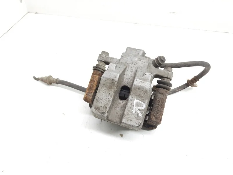 Суппорт тормозной Toyota Camry 2011-2017 V50