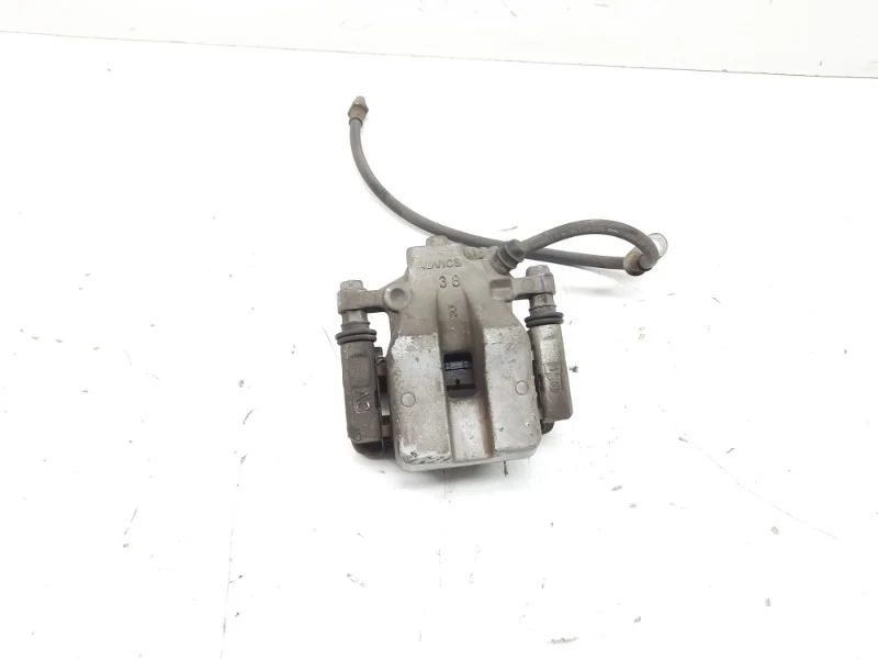 Суппорт тормозной Toyota Camry 2011-2017 V55