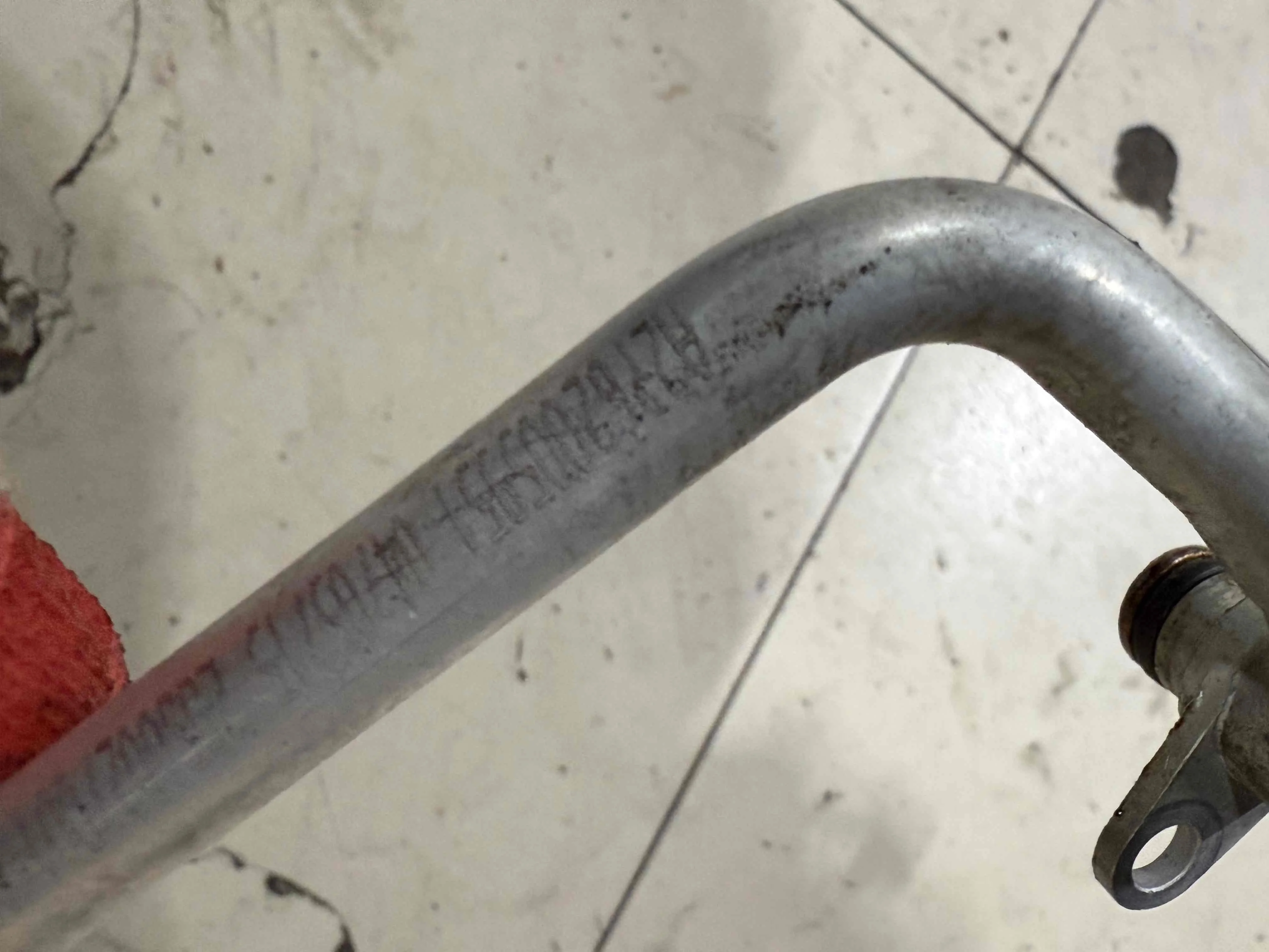 Масляная трубка турбины Mercedes-Benz W212/S212/C207/A207 рестайлинг (2013—2016) A2762005951
 276820